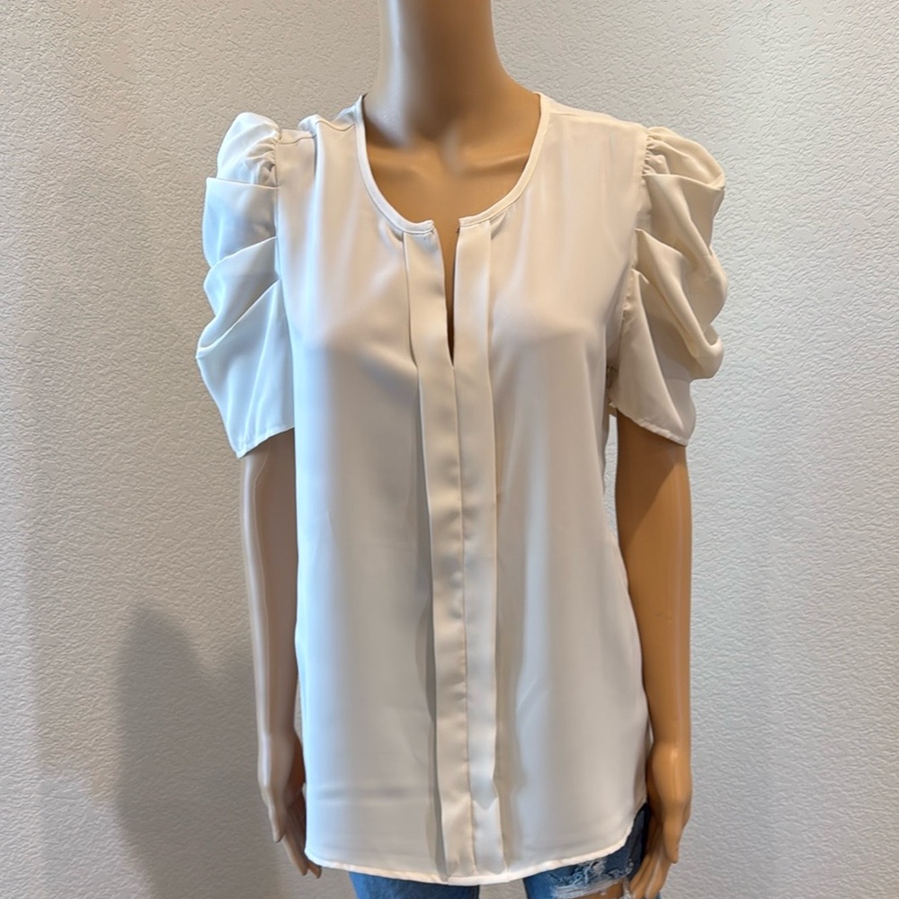 Elegant White Puff Sleeve Blouse